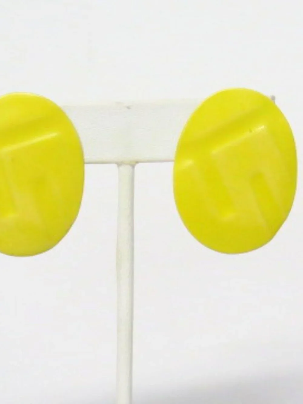 Vintage Yellow Oval Clip On Earrings Retro Statement Costume Jewelry